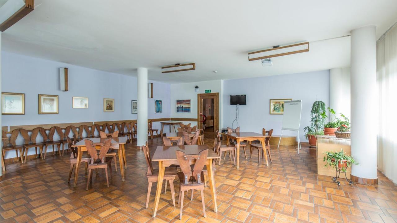Sport & Family Hotel Bucaneve Brentonico Esterno foto