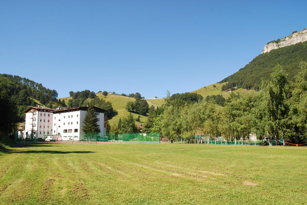 Sport & Family Hotel Bucaneve Brentonico Esterno foto
