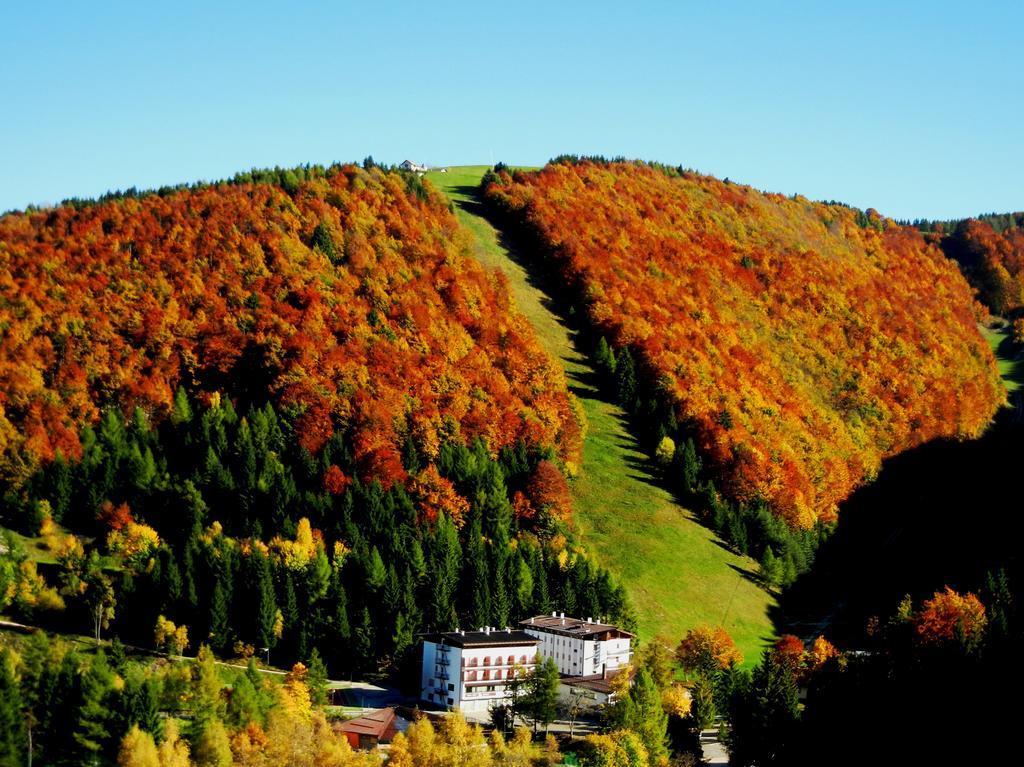 Sport & Family Hotel Bucaneve Brentonico Esterno foto