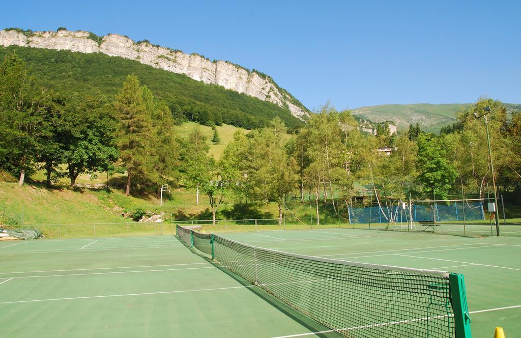 Sport & Family Hotel Bucaneve Brentonico Esterno foto