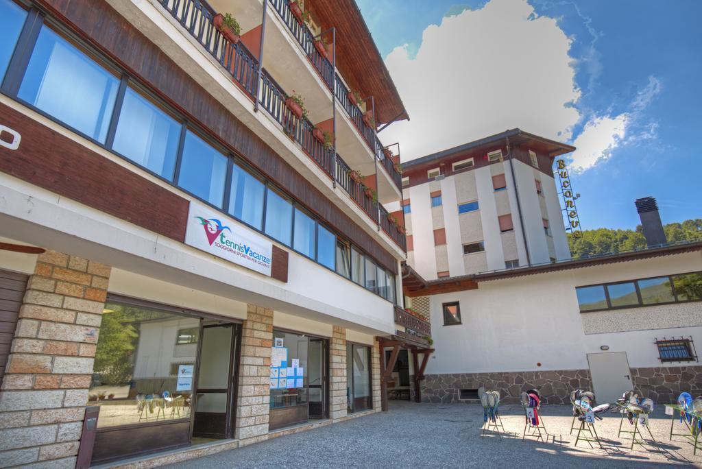Sport & Family Hotel Bucaneve Brentonico Esterno foto