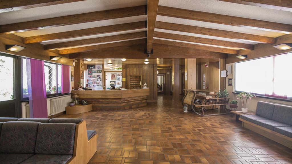 Sport & Family Hotel Bucaneve Brentonico Esterno foto