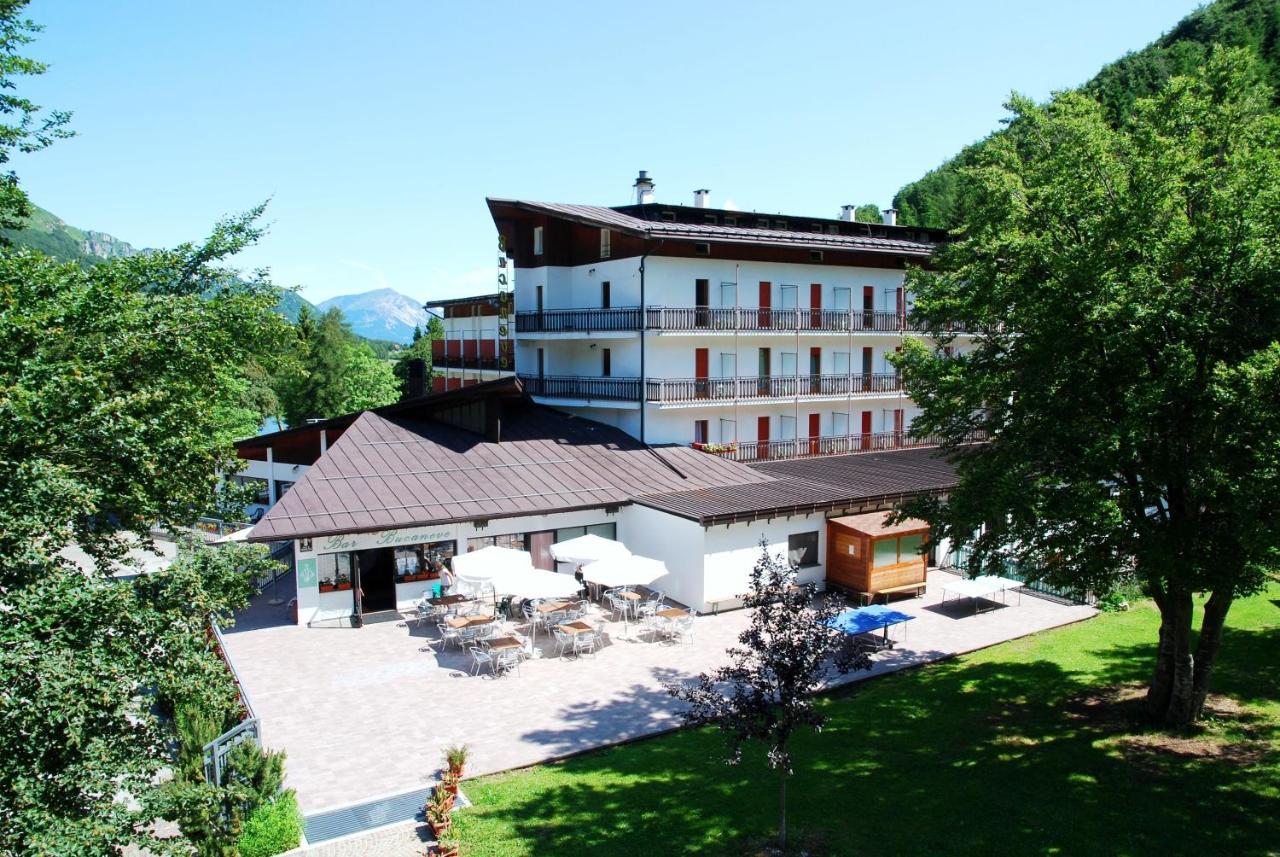 Sport & Family Hotel Bucaneve Brentonico Esterno foto