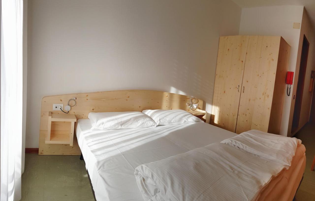 Sport & Family Hotel Bucaneve Brentonico Esterno foto