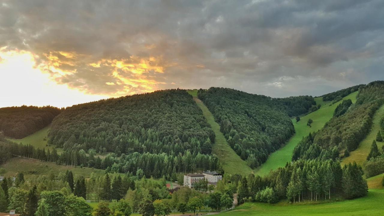 Sport & Family Hotel Bucaneve Brentonico Esterno foto